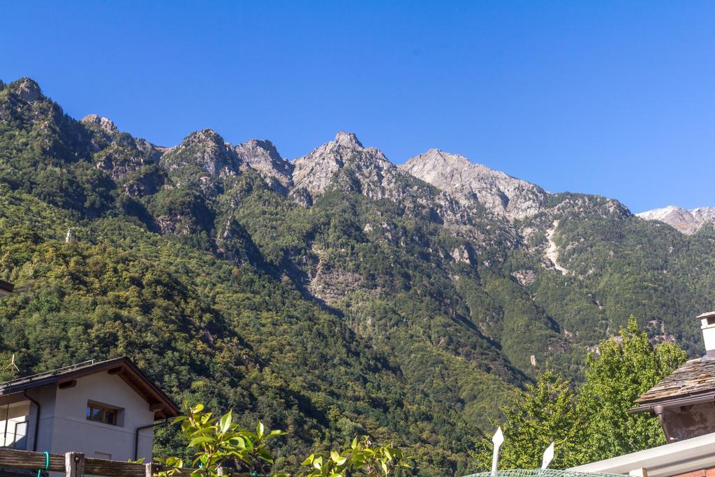 La Sciora Oliva Aparthotel Chiavenna Eksteriør bilde